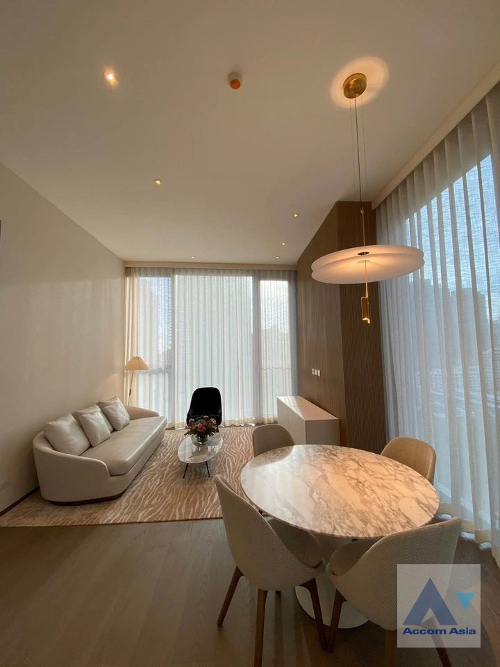 unitFully Furnished |  1 Bedroom  Condominium For Rent in Ploenchit, Bangkok  near BTS Chitlom (AA39191)