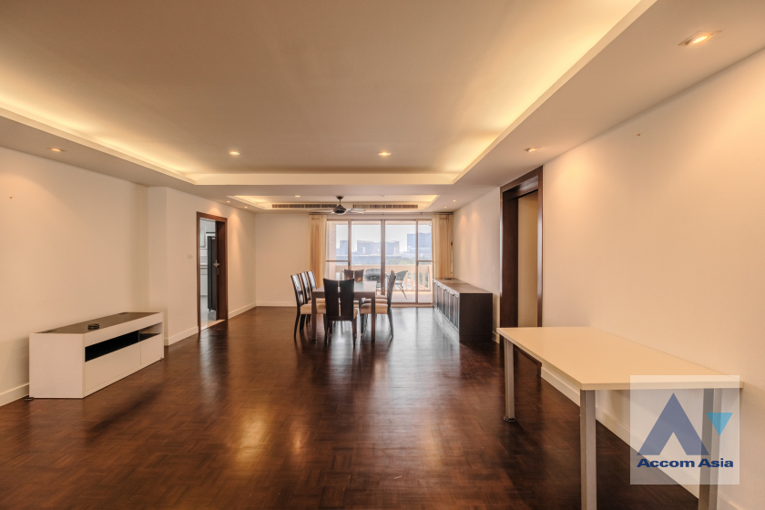 Huge Terrace |  Family Apartment with Lake View Apartment  3 Bedroom for Rent MRT Sukhumvit in Sukhumvit Bangkok
