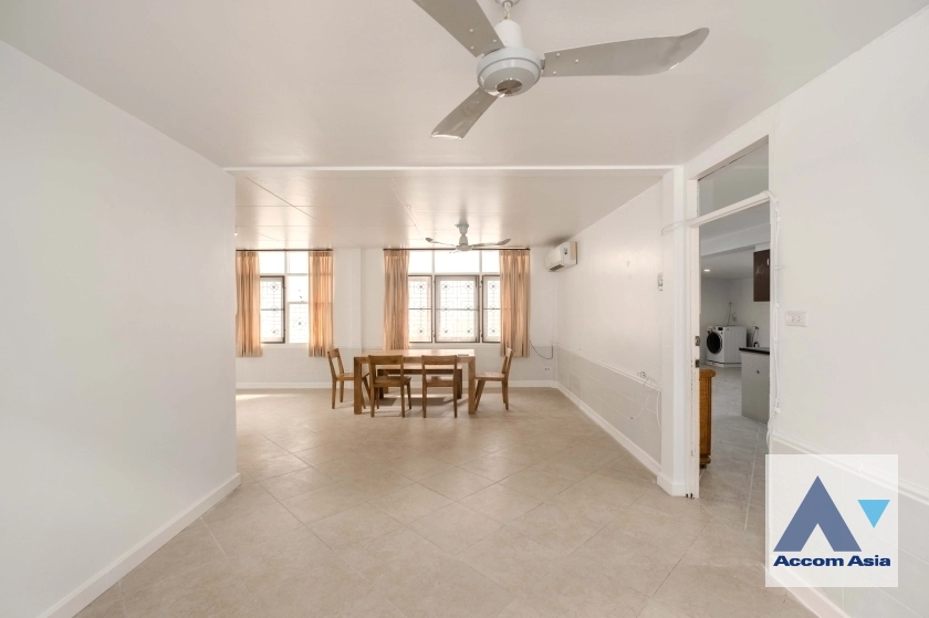 6  3 br House For Sale in Ploenchit ,Bangkok BTS Ploenchit AA39204