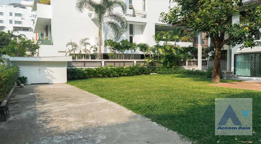 6  3 br House For Sale in Ploenchit ,Bangkok BTS Ploenchit AA39206