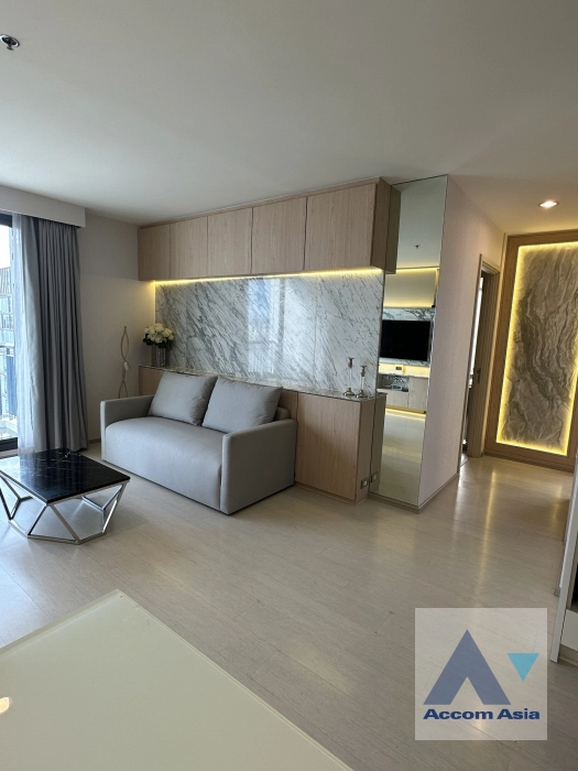 unit 2 Bedrooms  Condominium For Rent & Sale in Sukhumvit, Bangkok  near BTS Ekkamai (AA39216)