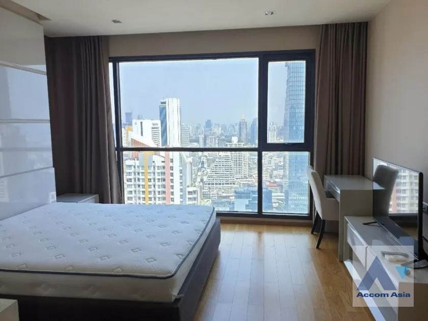 4  2 br Condominium For Sale in Silom ,Bangkok BTS Chong Nonsi at The Address Sathorn AA39217