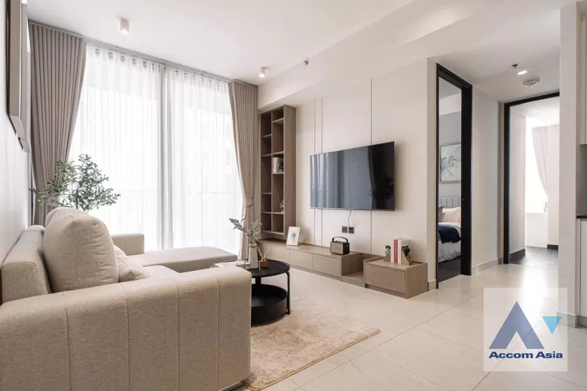  2 Bedrooms  Condominium For Rent in Sathorn, Bangkok  near BTS Chong Nonsi (AA39238)