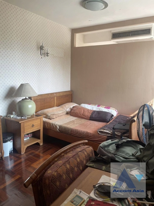 7  4 br Building For Rent in Phaholyothin ,Bangkok  AA39239