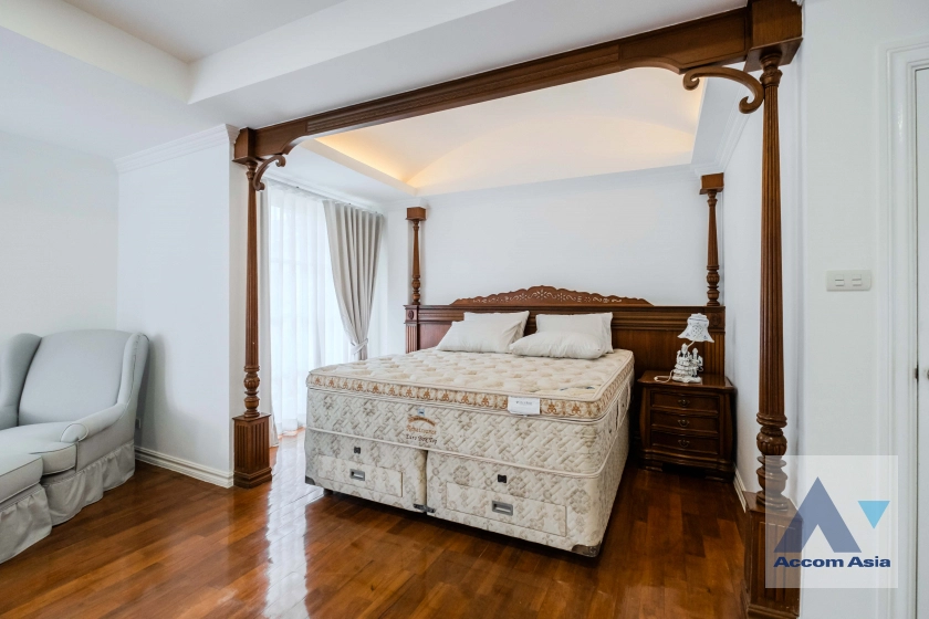 19  4 br Townhouse for rent and sale in Bang Na ,Bangkok BTS Bearing at Fantasia Villa 2 AA39256