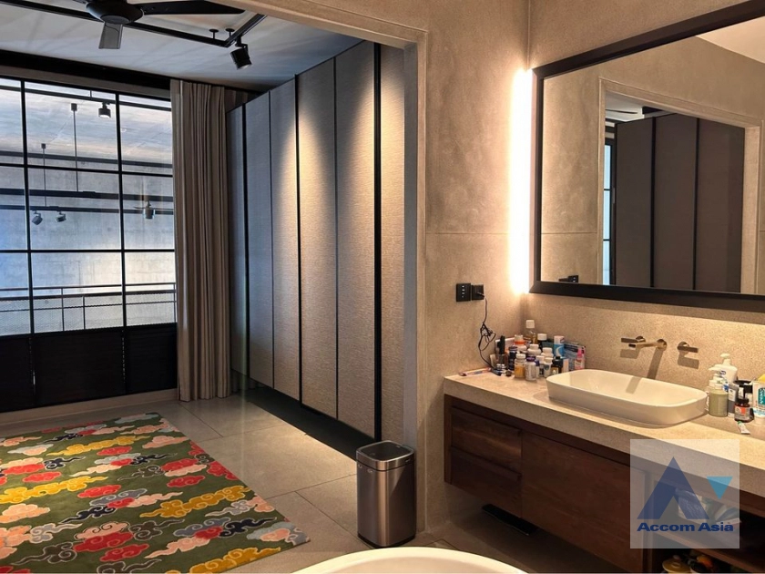 14  5 br Condominium For Sale in Sathorn ,Bangkok BTS Chong Nonsi - BRT Thanon Chan at Windshell Naradhiwas AA39264