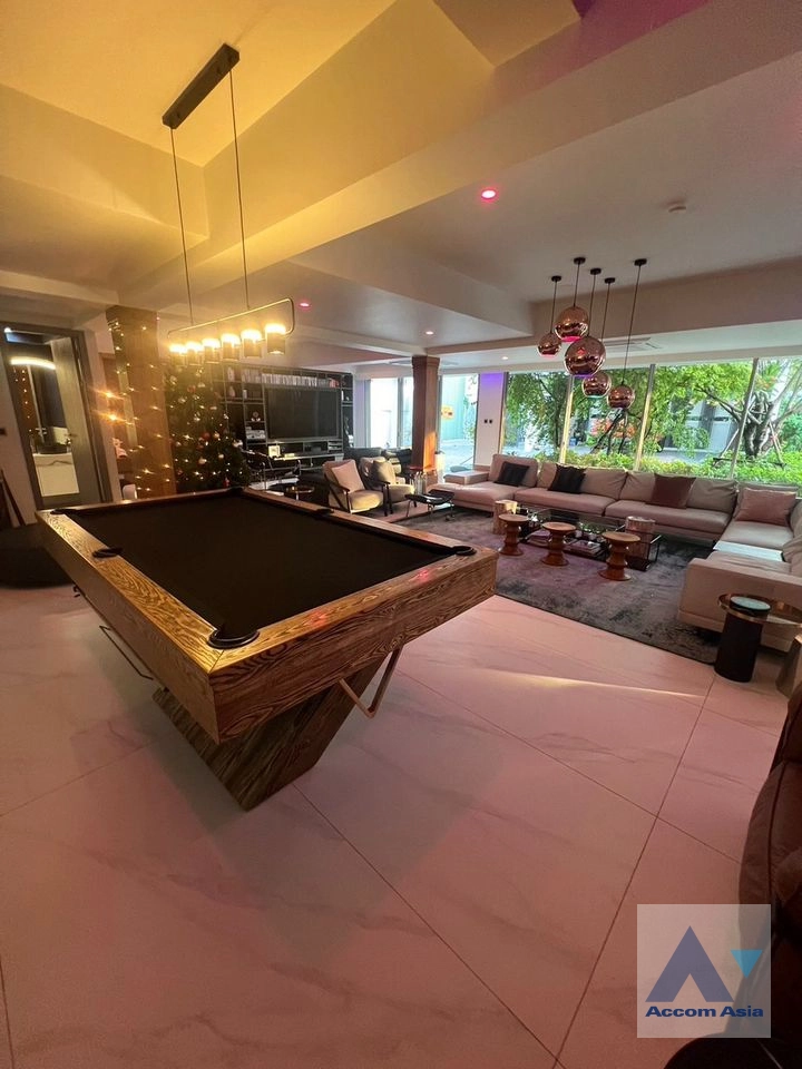  1  5 br House For Rent in Sukhumvit ,Bangkok BTS Phra khanong AA39270