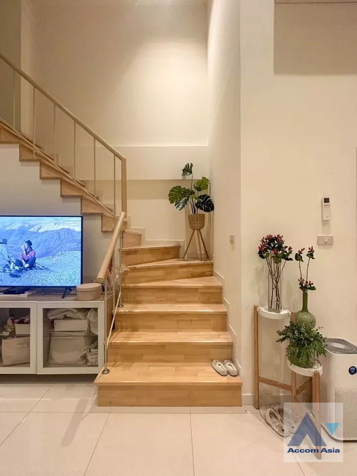 11  4 br Townhouse For Sale in Samutprakan ,Samutprakan  at Y Residence Sukhumvit 113 AA39276