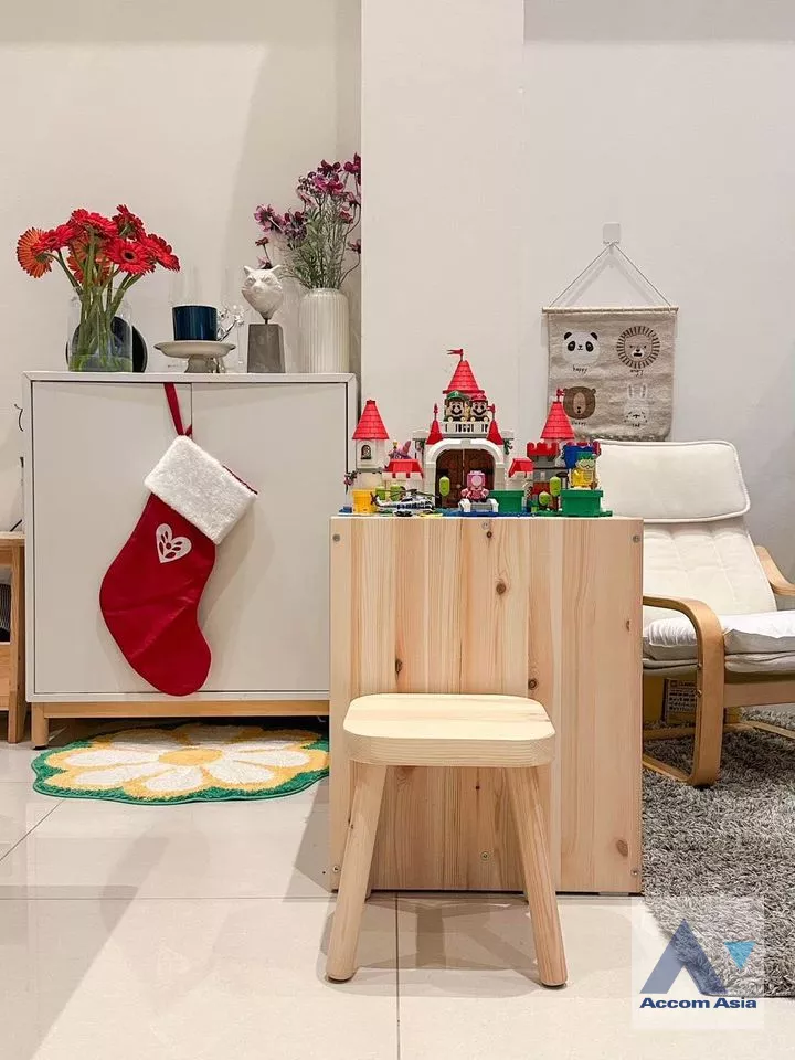 15  4 br Townhouse For Sale in Samutprakan ,Samutprakan  at Y Residence Sukhumvit 113 AA39276