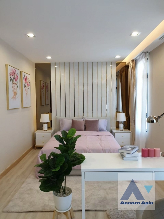 18  3 br House for rent and sale in Ratchadapisek ,Bangkok  at Diamond Ville Chokchai 4 AA39278