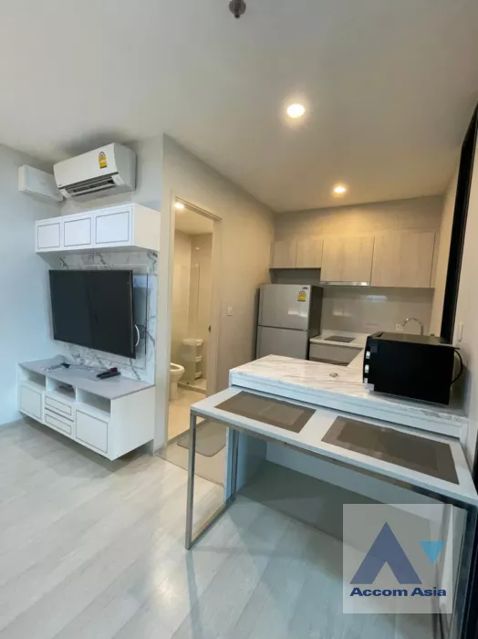  1 Bedroom  Condominium For Rent in Ratchadapisek, Bangkok  near BTS Asok (AA39287)