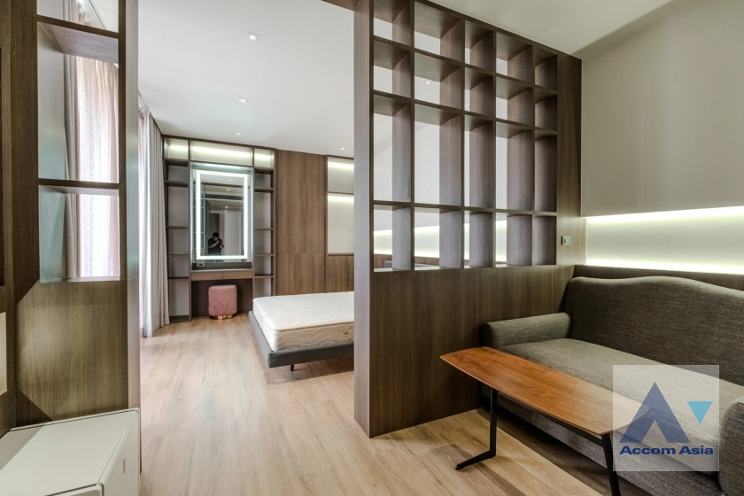 8  4 br Apartment for rent and sale in Sukhumvit ,Bangkok BTS Phrom Phong at Modern Brand New Apartment AA39293