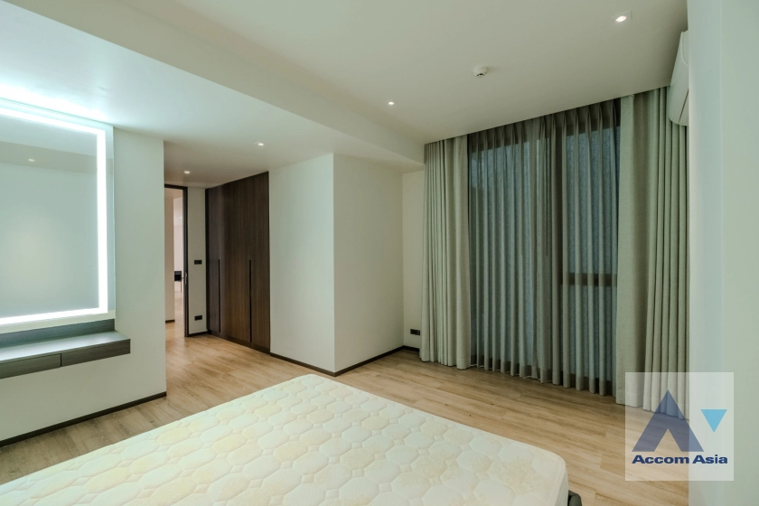 12  4 br Apartment for rent and sale in Sukhumvit ,Bangkok BTS Phrom Phong at Modern Brand New Apartment AA39293
