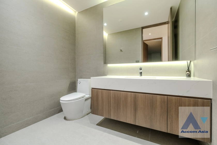 18  4 br Apartment for rent and sale in Sukhumvit ,Bangkok BTS Phrom Phong at Modern Brand New Apartment AA39293