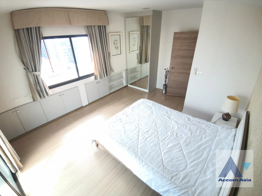 12  3 br Condominium For Rent in Ploenchit ,Bangkok BTS Ploenchit at Renova Residence AA39298