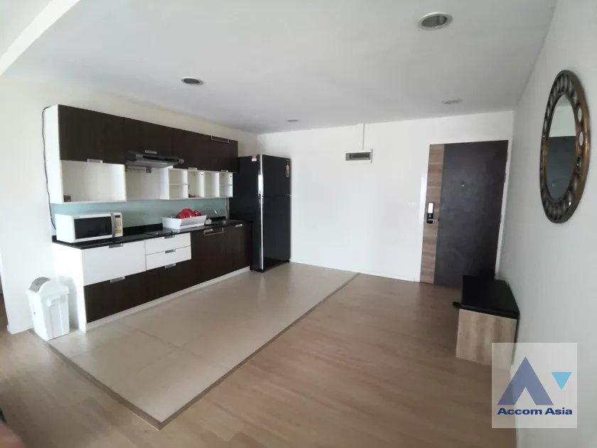 7  3 br Condominium For Rent in Ploenchit ,Bangkok BTS Ploenchit at Renova Residence AA39298