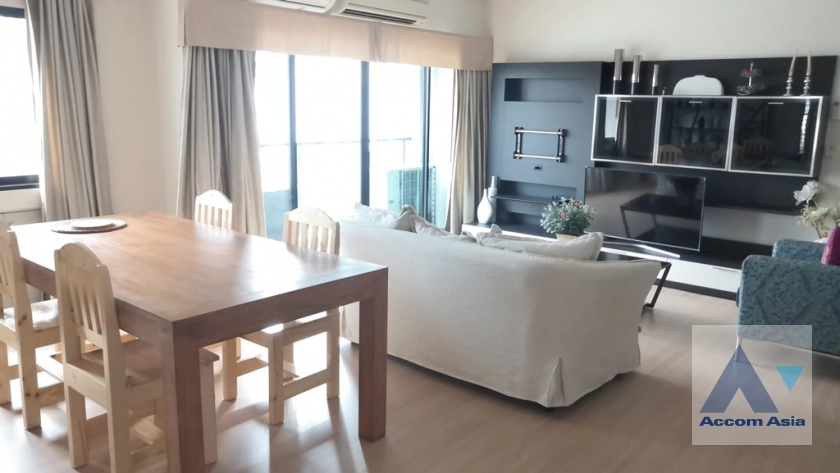 6  3 br Condominium For Rent in Ploenchit ,Bangkok BTS Ploenchit at Renova Residence AA39298