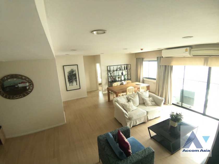 unitFully Furnished |  3 Bedrooms  Condominium For Rent in Ploenchit, Bangkok  near BTS Ploenchit (AA39298)