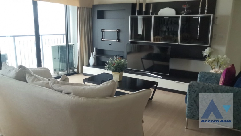 4  3 br Condominium For Rent in Ploenchit ,Bangkok BTS Ploenchit at Renova Residence AA39298