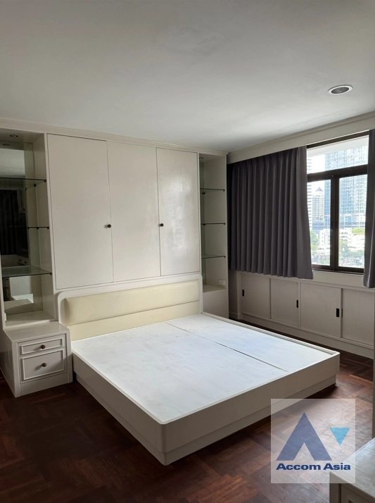 12  3 br Condominium For Rent in Silom ,Bangkok BTS Sala Daeng - MRT Silom at SLD Condominium AA39312