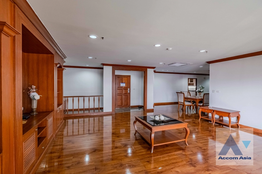 6  3 br Apartment For Rent in Sukhumvit ,Bangkok BTS Asok - MRT Sukhumvit at Comfortable for Living AA39313