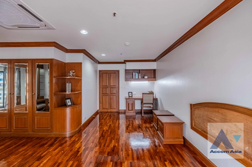 9  3 br Apartment For Rent in Sukhumvit ,Bangkok BTS Asok - MRT Sukhumvit at Perfect Apartment for Big Family, Prime Location Near Main Street AA39313