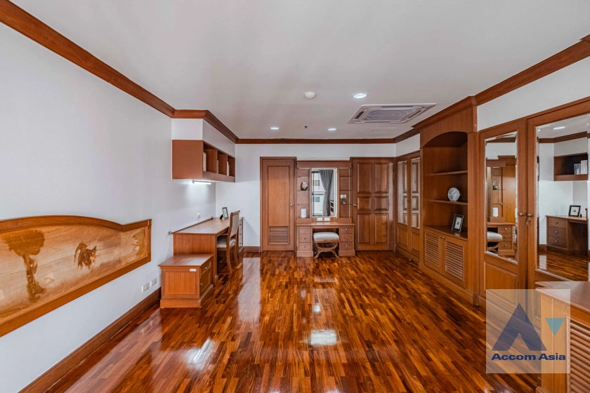 13  3 br Apartment For Rent in Sukhumvit ,Bangkok BTS Asok - MRT Sukhumvit at Perfect Apartment for Big Family, Prime Location Near Main Street AA39313