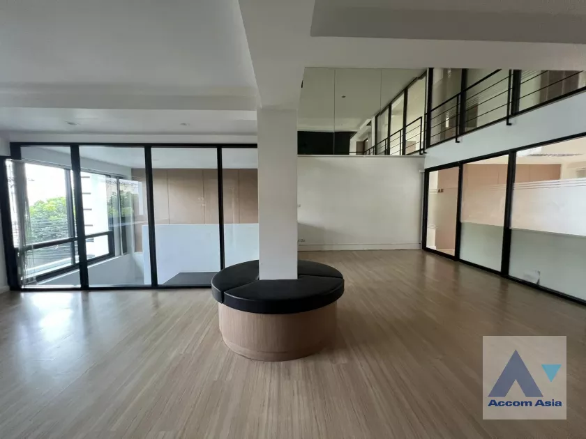 6  1 br Building For Rent in phaholyothin ,Bangkok  AA39314