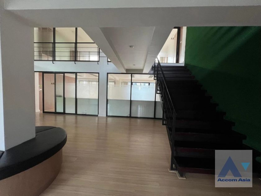 24  Shophouse For Rent in Phaholyothin ,Bangkok  AA39314