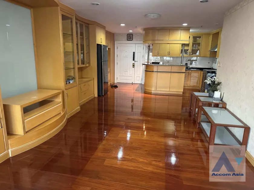 unit 3 Bedrooms  Condominium For Rent & Sale in Ploenchit, Bangkok  near BTS Ploenchit (AA39322)