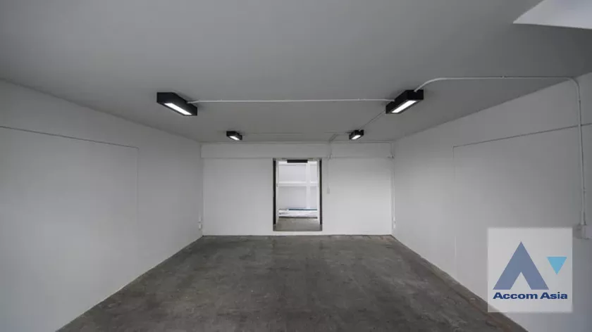  1  2 br Townhouse For Sale in Sukhumvit ,Bangkok BTS Punnawithi at Modern Home  AA39327