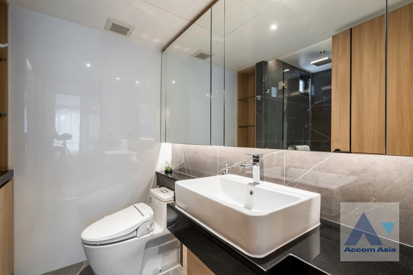 9  2 br Apartment For Rent in Sukhumvit ,Bangkok BTS Ekkamai at Luxury apartment AA39330