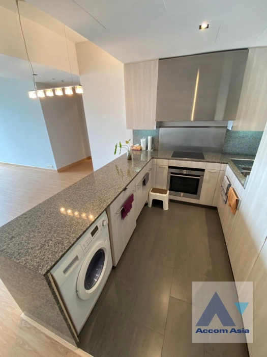 unit 2 Bedrooms  Condominium For Sale in Sathorn, Bangkok  near BTS Chong Nonsi - MRT Lumphini (AA39348)