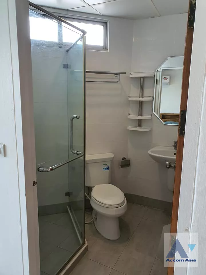 6  2 br Condominium For Rent in Ploenchit ,Bangkok BTS Ploenchit at Witthayu Complex AA39365