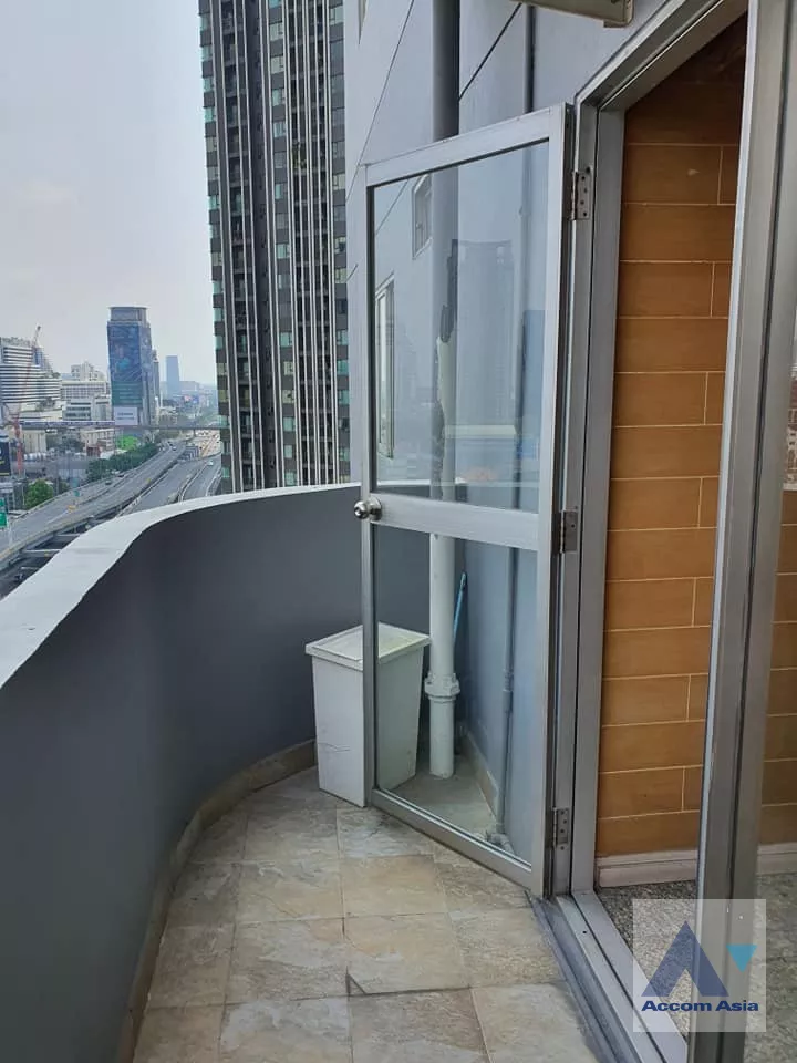 7  2 br Condominium For Rent in Ploenchit ,Bangkok BTS Ploenchit at Witthayu Complex AA39365