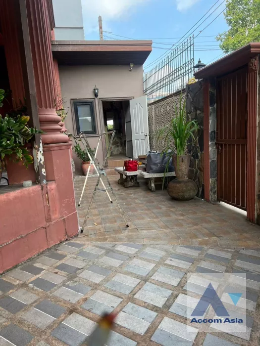7  5 br House for rent and sale in phaholyothin ,Bangkok  AA39369