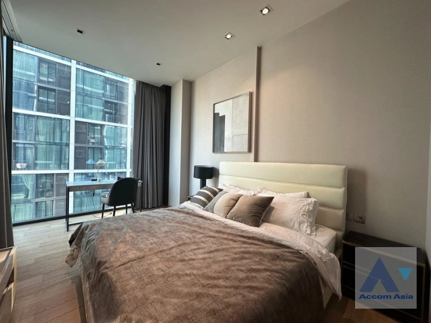 unit 2 Bedrooms  Condominium For Rent & Sale in Ploenchit, Bangkok  near BTS Chitlom (AA39393)