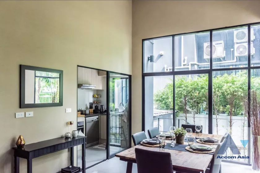 unit 3 Bedrooms  Townhouse For Rent in Pattanakarn, Bangkok  near ARL Ramkhamhaeng (AA39397)