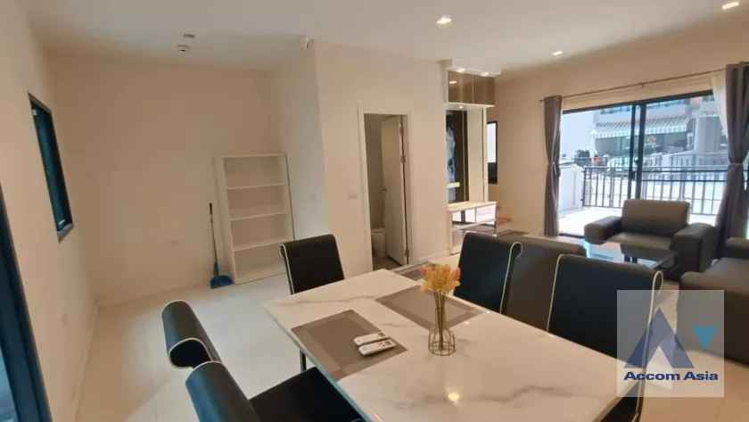  1  4 br Townhouse For Rent in Pattanakarn ,Bangkok  at  Eigen Phatthanakan AA39401