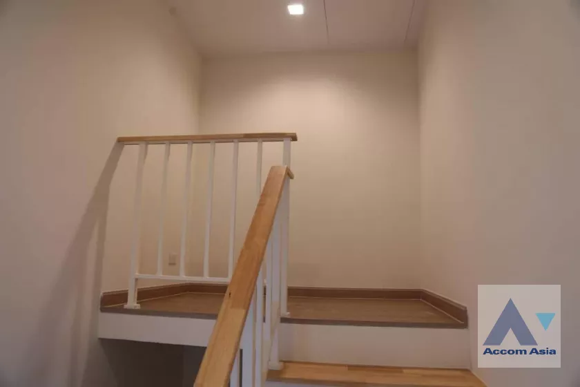 5  4 br Townhouse For Rent in Pattanakarn ,Bangkok  at  Eigen Phatthanakan AA39401