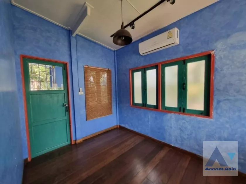 4  House For Rent in Sukhumvit ,Bangkok BTS Phrom Phong AA39403