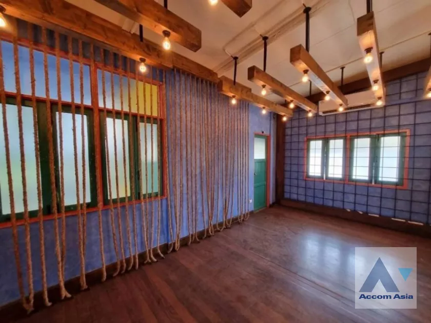 10  House For Rent in Sukhumvit ,Bangkok BTS Phrom Phong AA39403