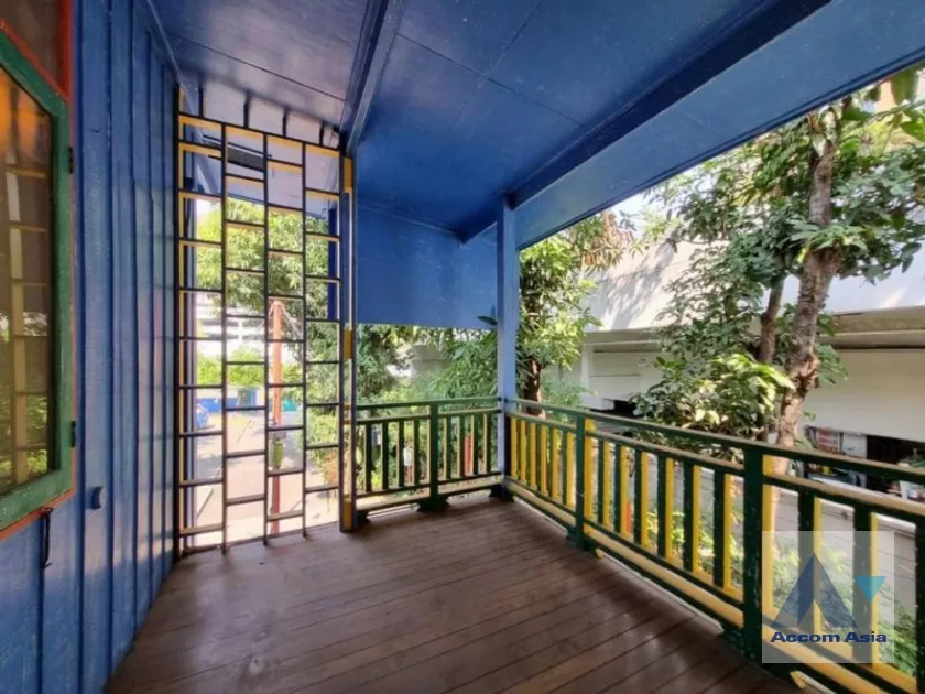 8  House For Rent in Sukhumvit ,Bangkok BTS Phrom Phong AA39403