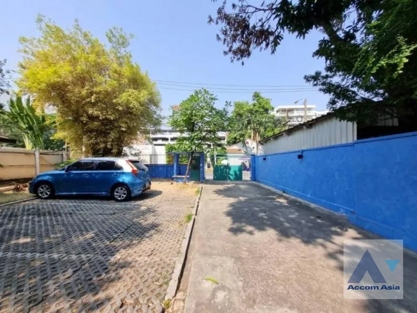 19  House For Rent in Sukhumvit ,Bangkok BTS Phrom Phong AA39403