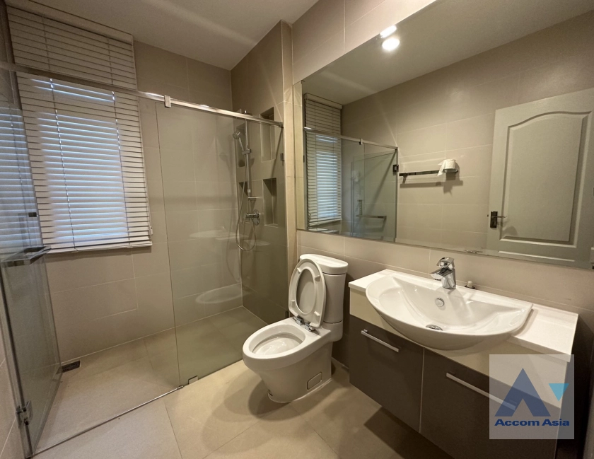 21  5 br House for rent and sale in Latkrabang ,Bangkok  at Grand Bangkok Boulevard Ratchada - Ramintra 2 AA39405