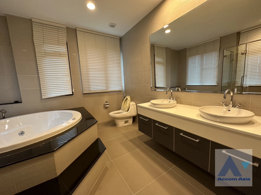 22  5 br House for rent and sale in Latkrabang ,Bangkok  at Grand Bangkok Boulevard Ratchada - Ramintra 2 AA39405