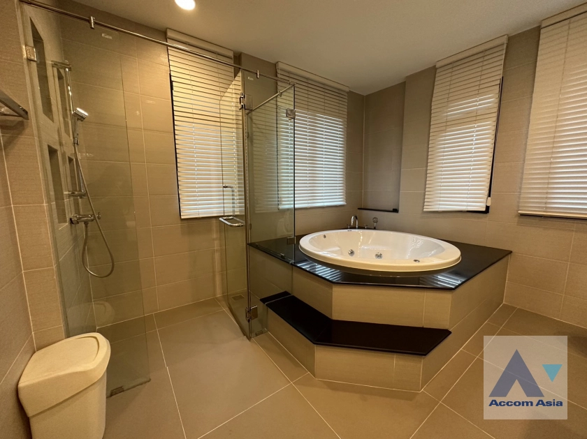 23  5 br House for rent and sale in Latkrabang ,Bangkok  at Grand Bangkok Boulevard Ratchada - Ramintra 2 AA39405