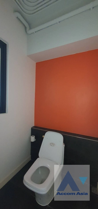 10  2 br Condominium For Sale in Ratchadaphisek ,Bangkok  at Sun Palace AA39412