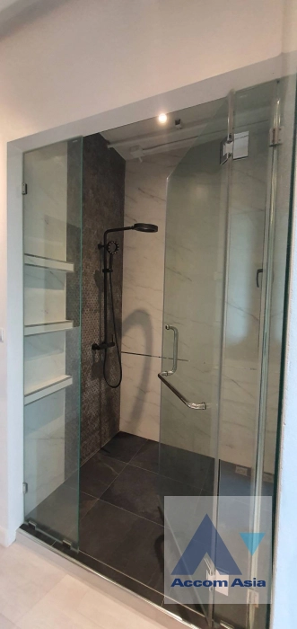 9  2 br Condominium For Sale in Ratchadaphisek ,Bangkok  at Sun Palace AA39412