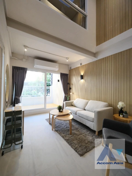  1  3 br House for rent and sale in Sukhumvit ,Bangkok BTS Phra khanong AA39414